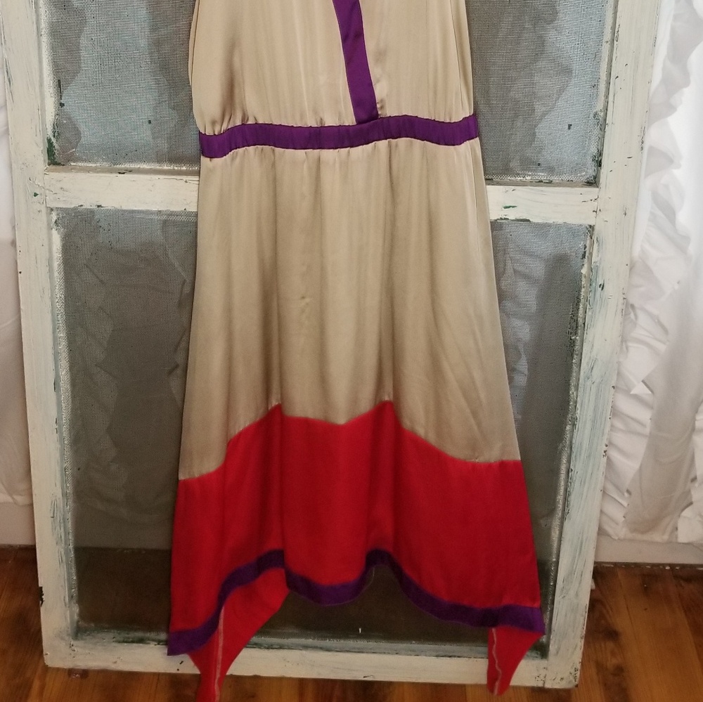 Outback Red purple cream and red silky dress - Picture 8 of 8